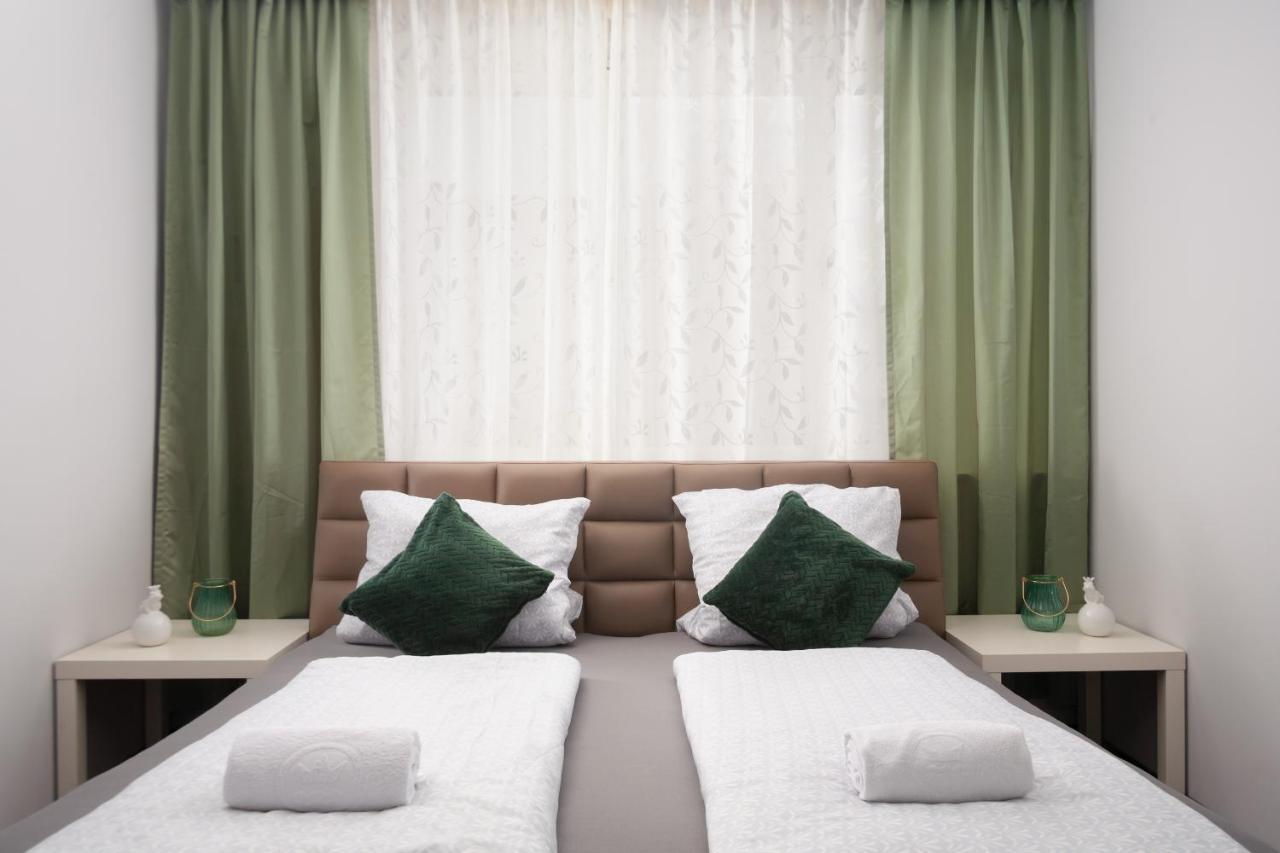 Rare Hidden 1bd Gem On Shopping Street Near Schoenbrunn W Lift Access Wien